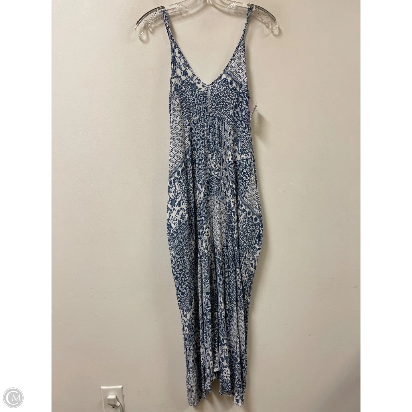 Dress Casual Maxi By Clothes Mentor In Blue & White, Size: S