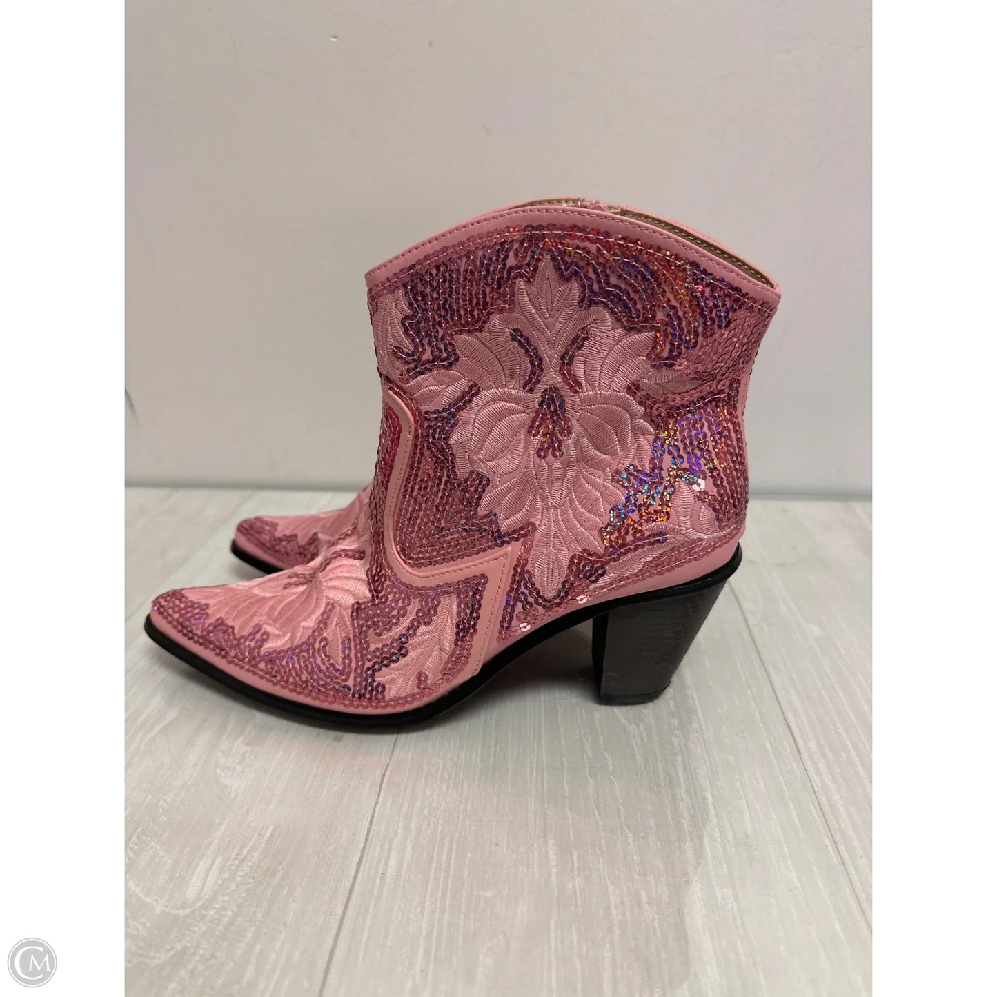 Boots Ankle Heels By Clothes Mentor In Pink, Size: 10