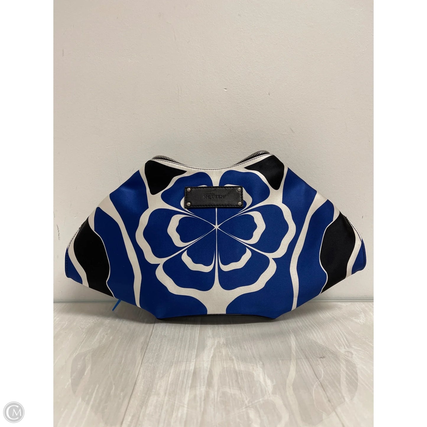 Clutch Luxury Designer By Alexander Mcqueen, Size: Medium