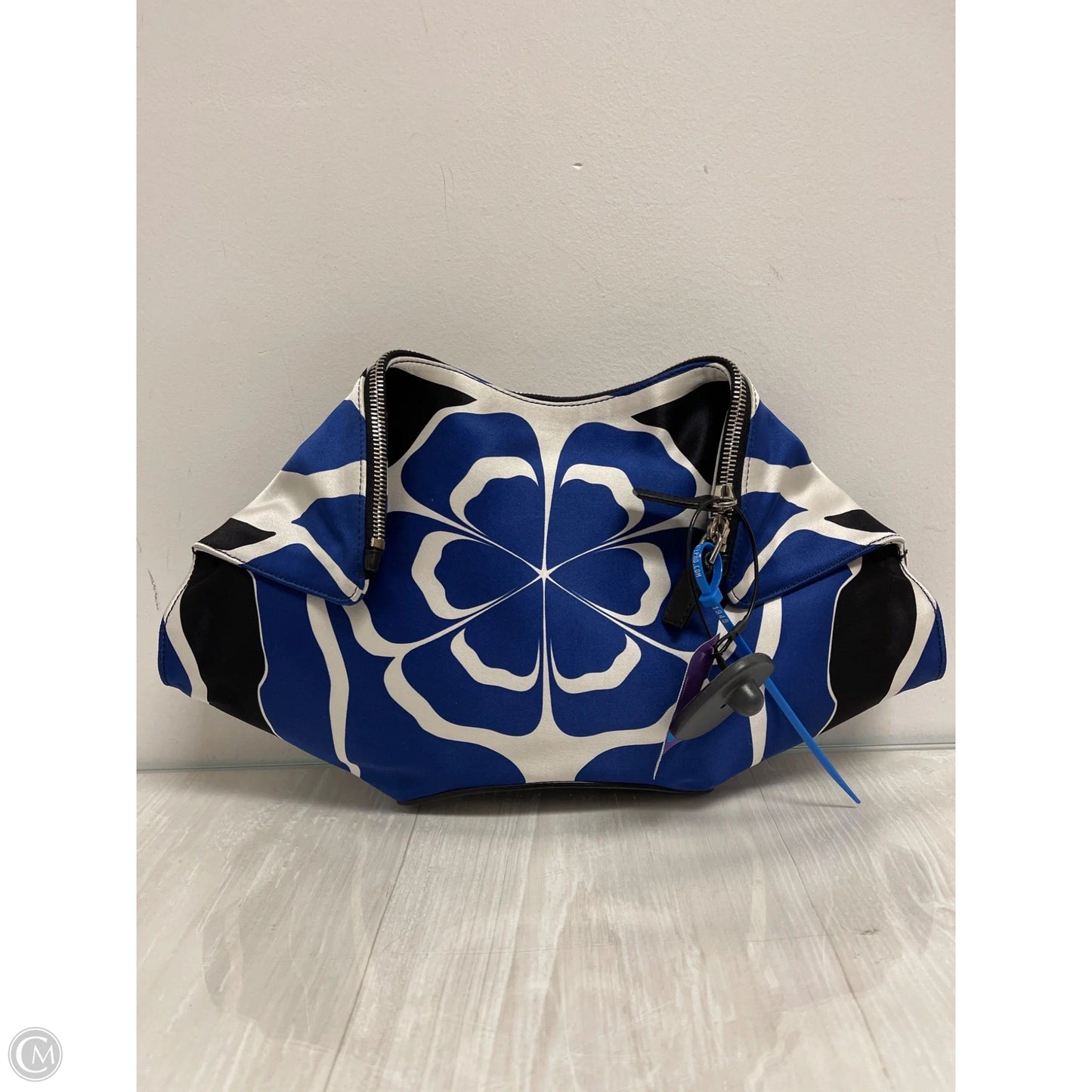 Clutch Luxury Designer By Alexander Mcqueen, Size: Medium