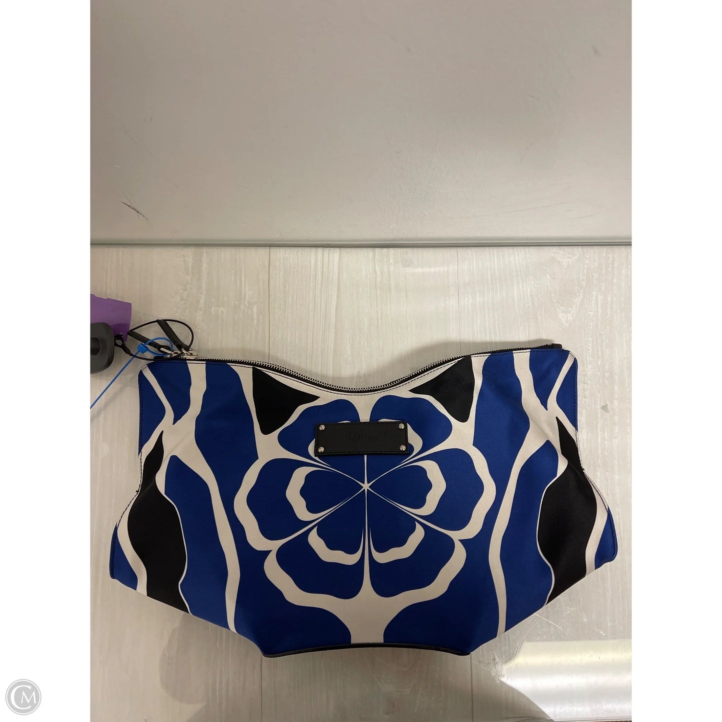 Clutch Luxury Designer By Alexander Mcqueen, Size: Medium