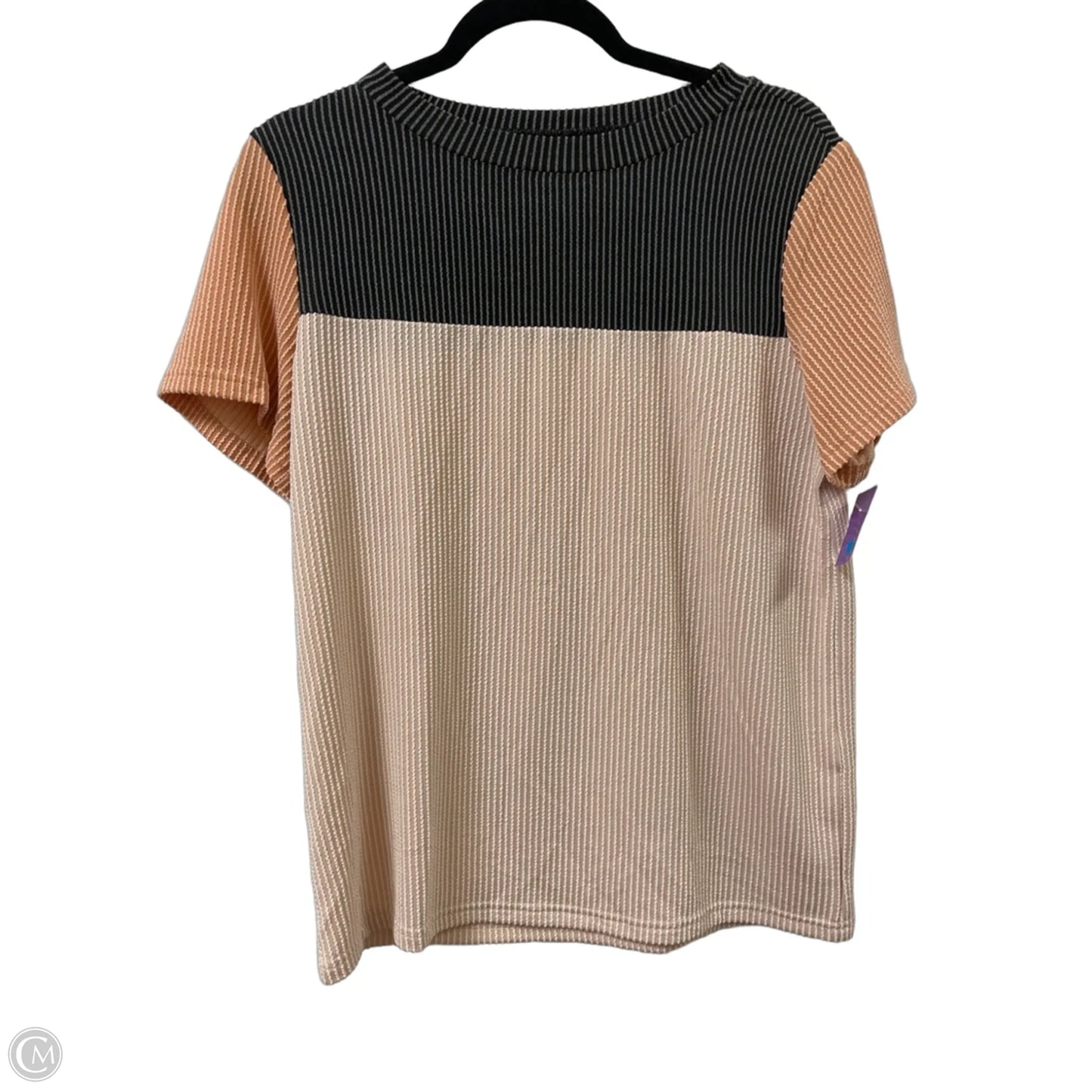 Top Short Sleeve By Clothes Mentor In Cream, Size: S
