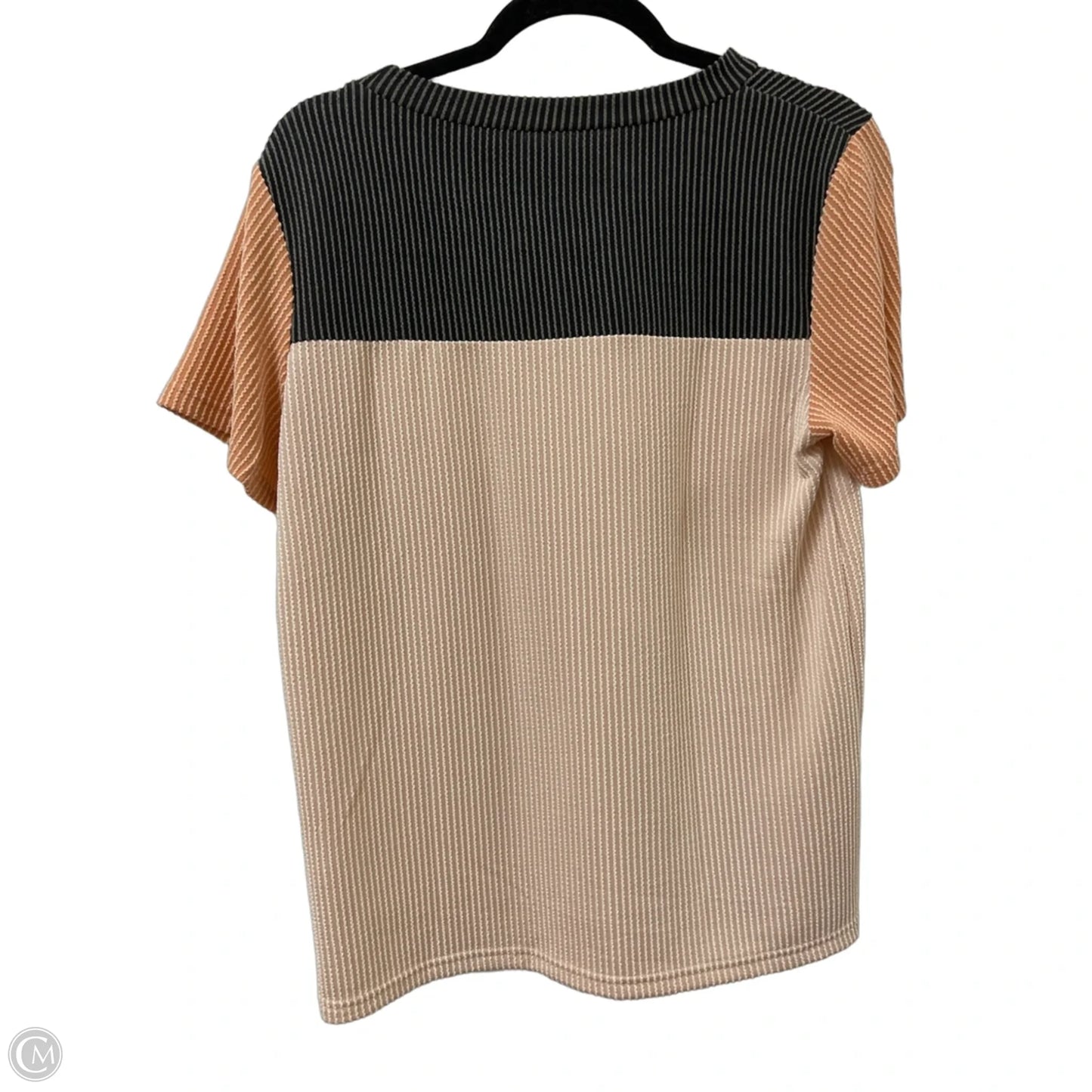Top Short Sleeve By Clothes Mentor In Cream, Size: S