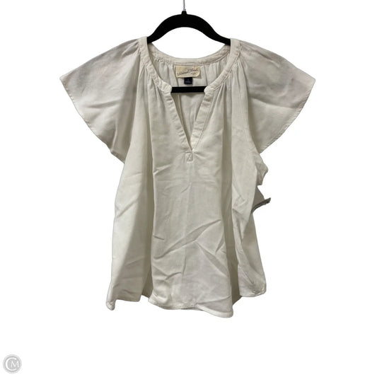 Top Short Sleeve By Universal Thread In White, Size: S