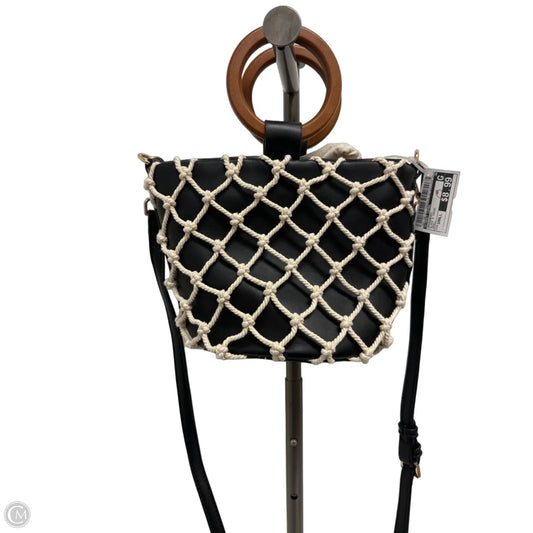 Crossbody By Street Level, Size: Small