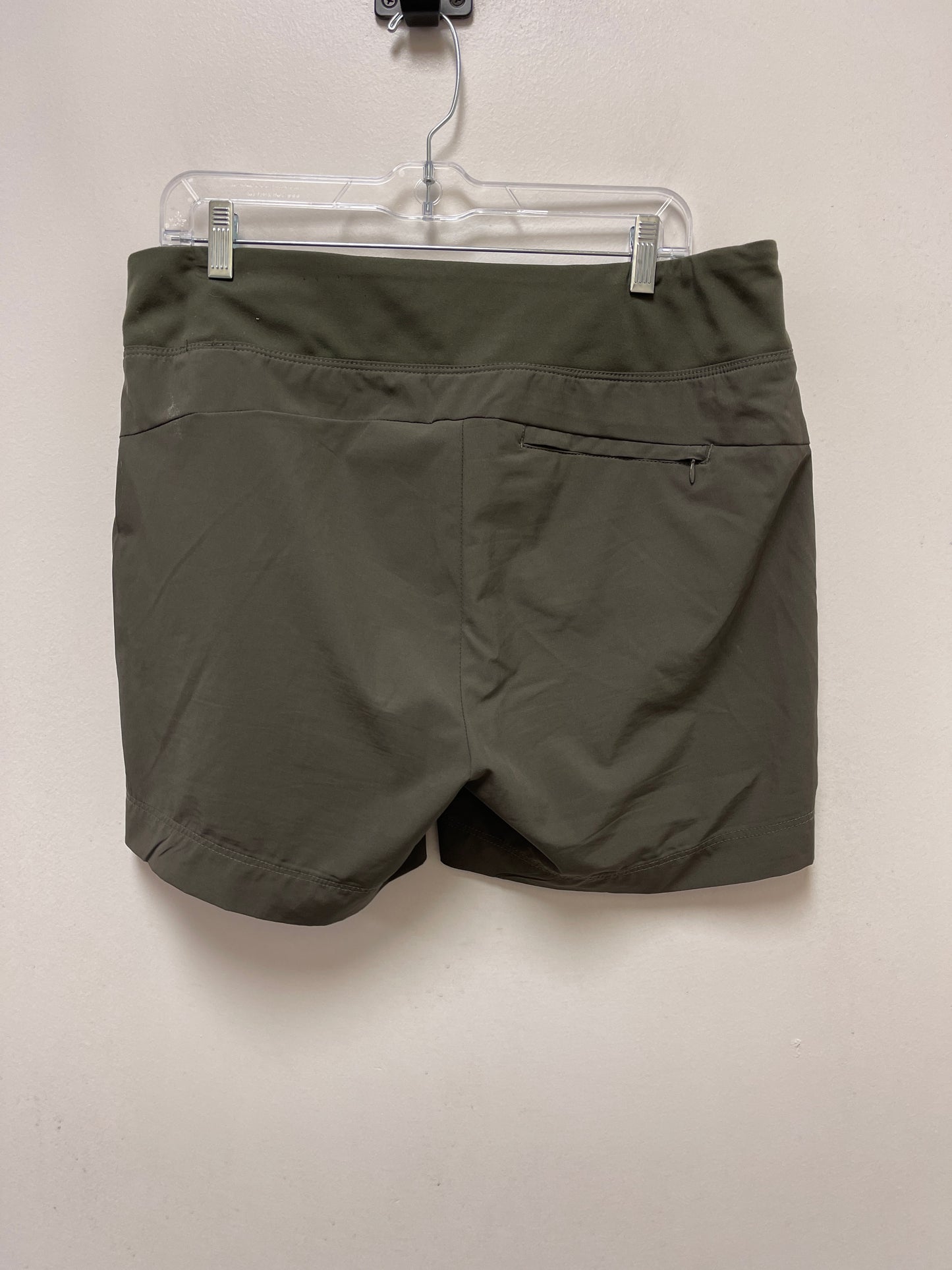 Green Athletic Shorts West Bound, Size M