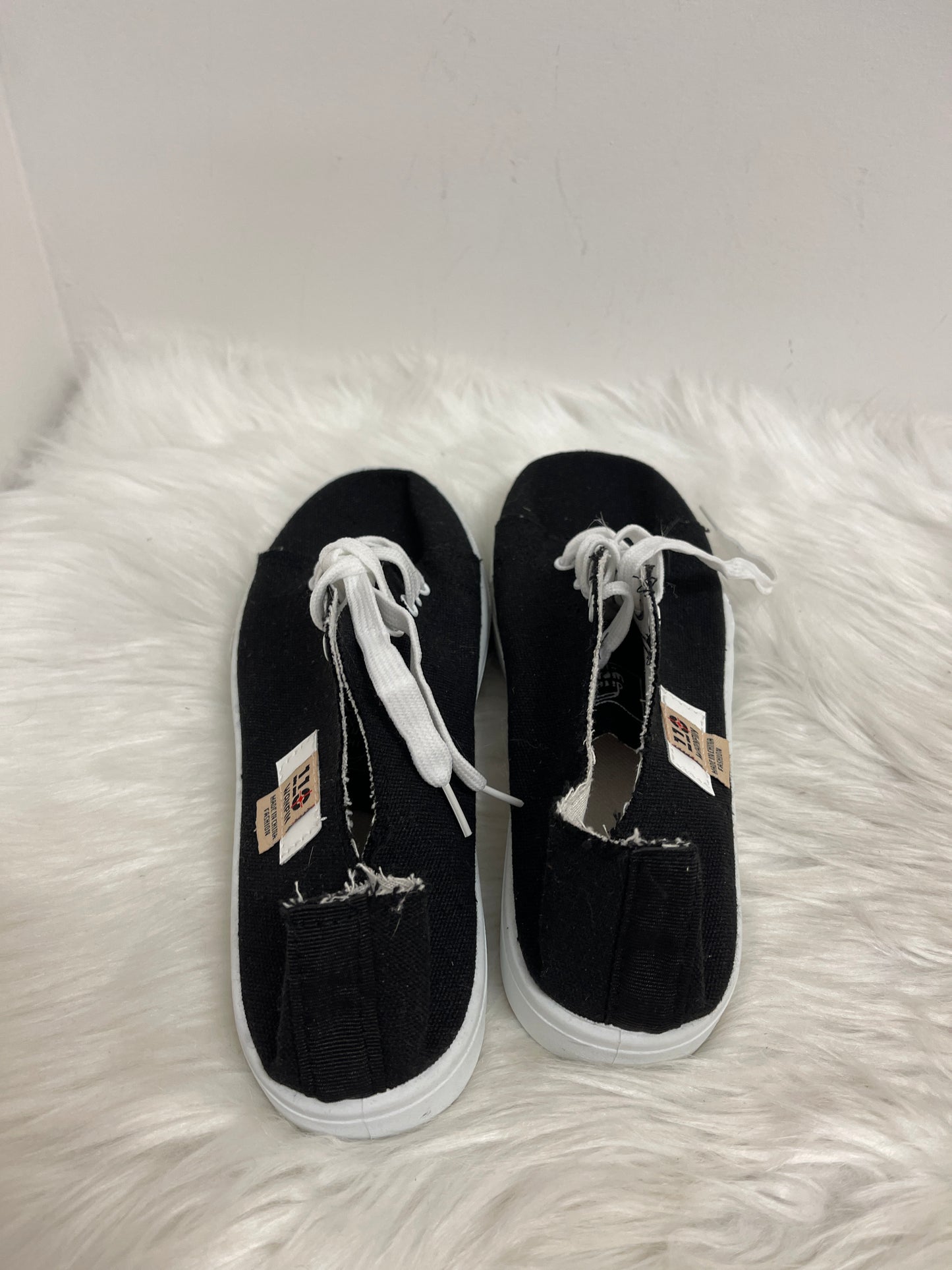 Black Shoes Flats Clothes Mentor, Size 11.5