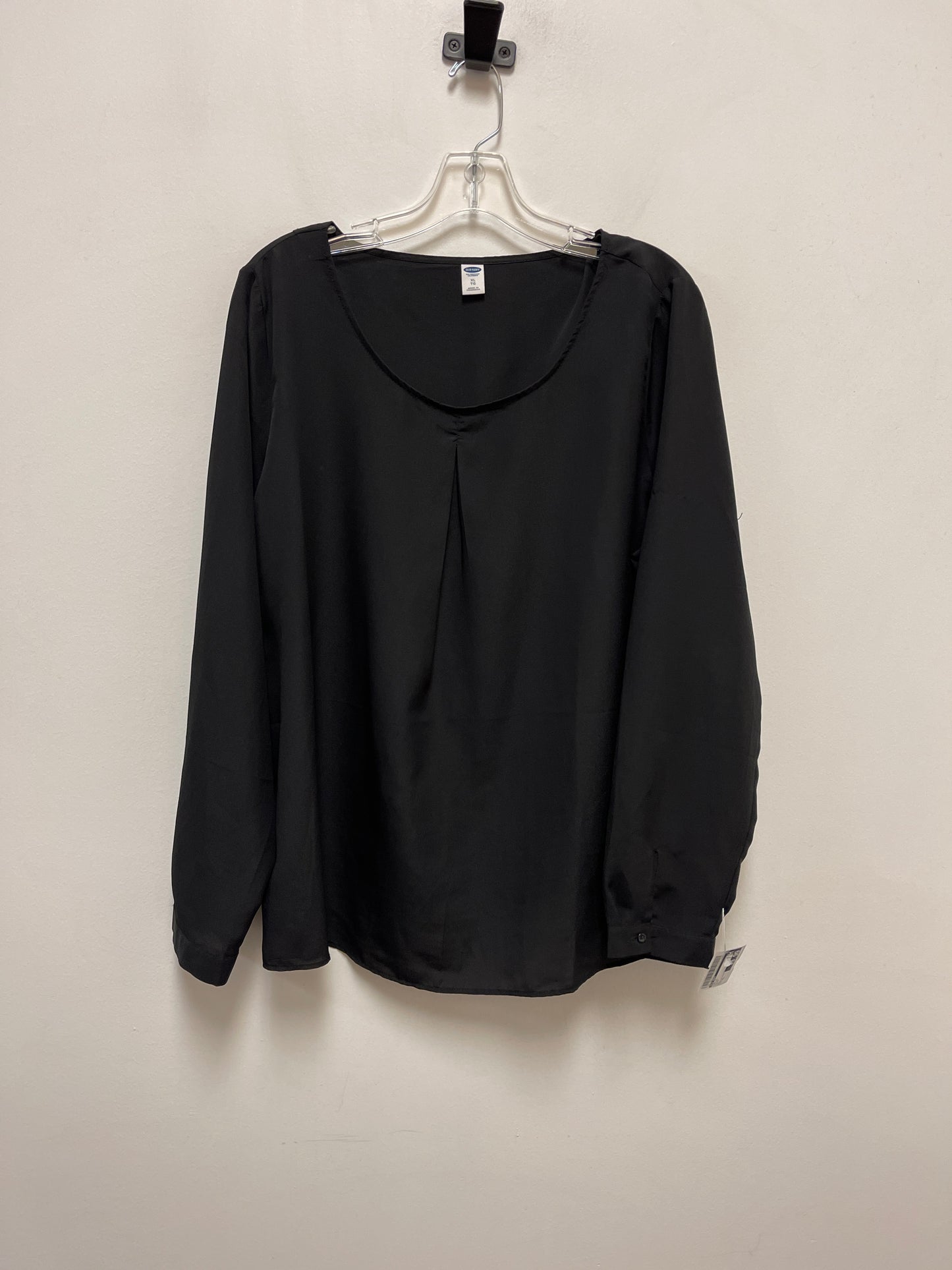 Top Long Sleeve By Old Navy In Black, Size: Xl