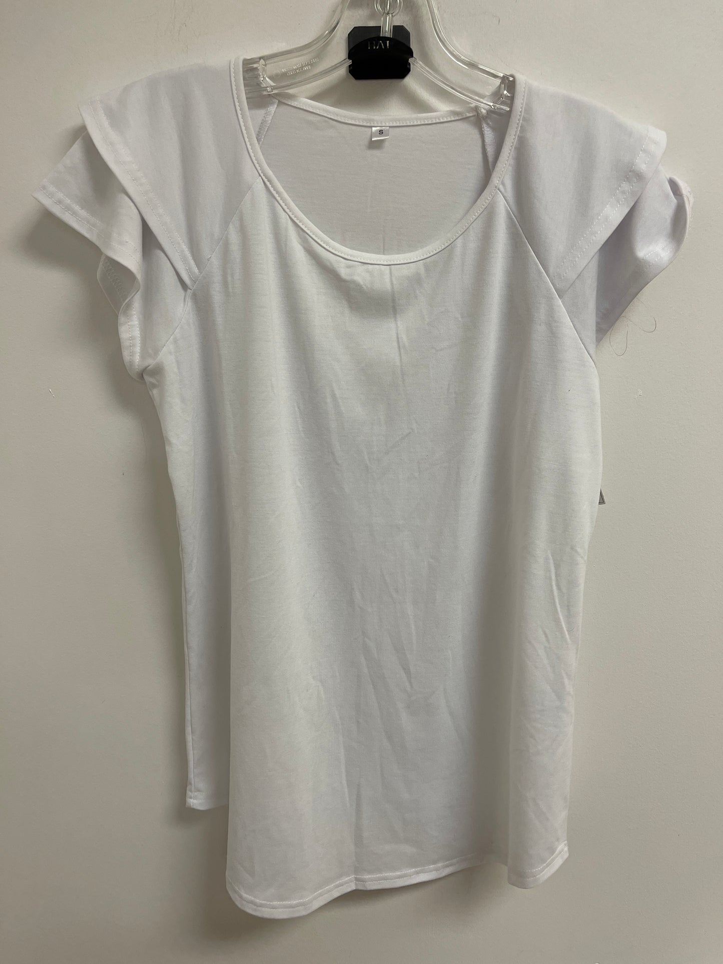 Top Short Sleeve By Clothes Mentor In White, Size: S