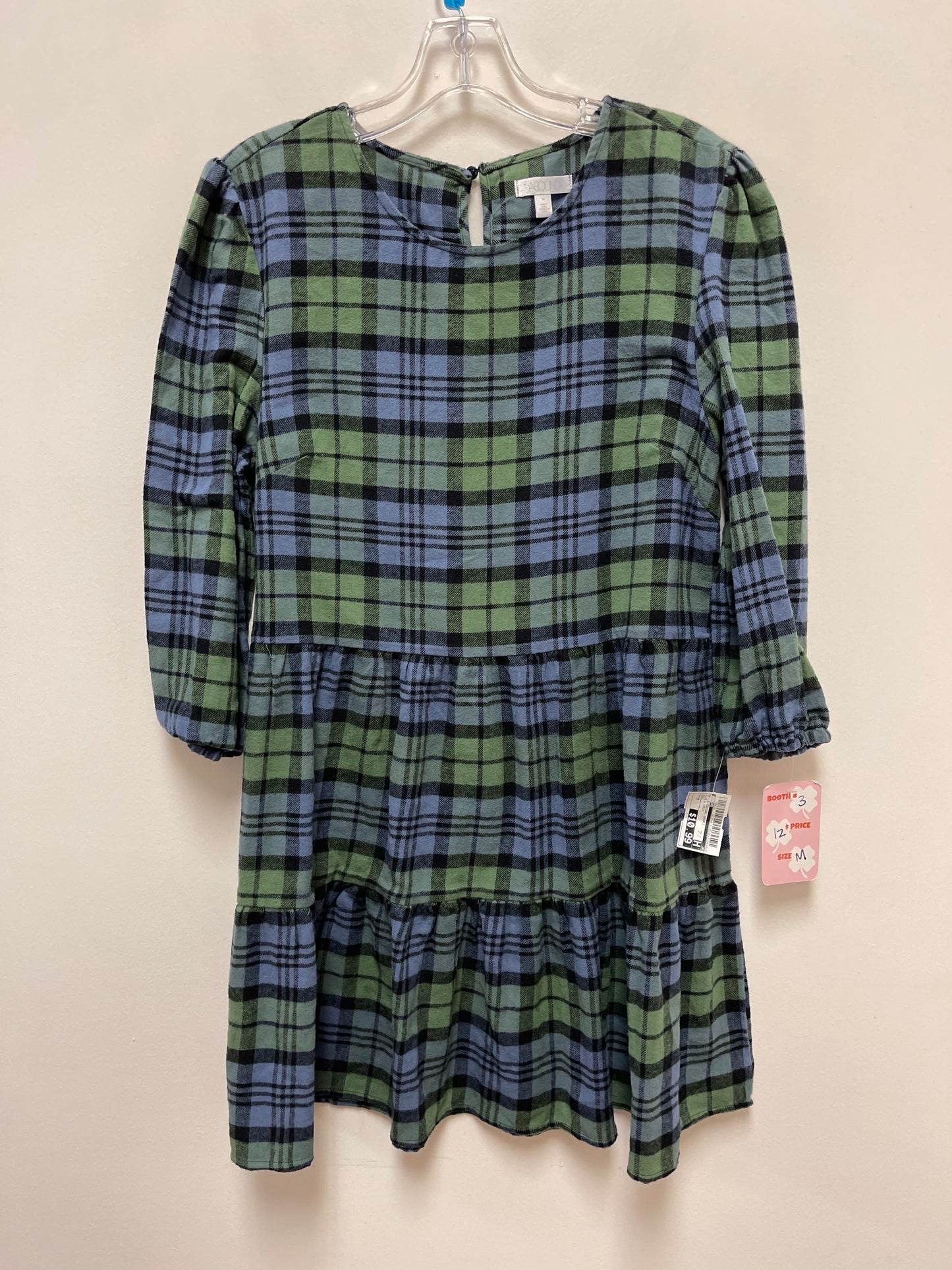 Dress Casual Short By Abound In Blue & Green, Size: M