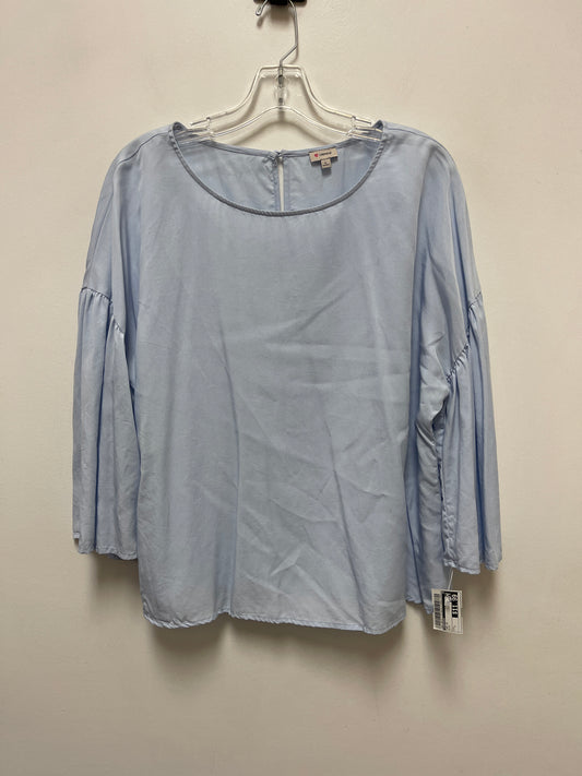 Top Short Sleeve By Cremieux In Blue, Size: L