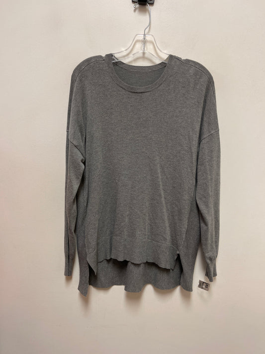 Sweater By Clothes Mentor In Grey, Size: Xs