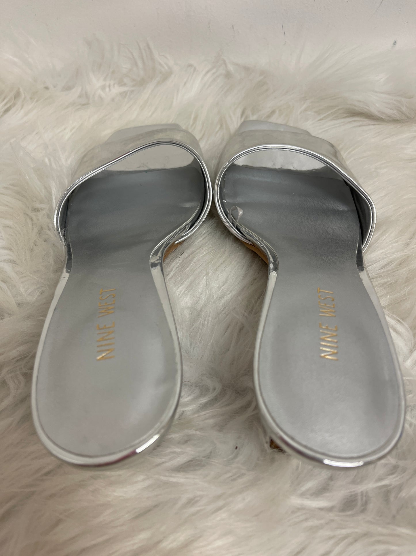 Shoes Heels Kitten By Nine West In Silver, Size: 7.5