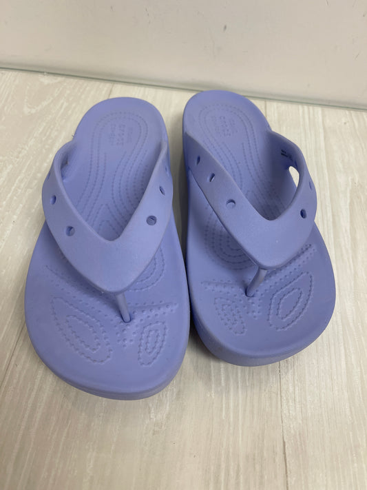 Sandals Flip Flops By Crocs In Purple, Size: 9