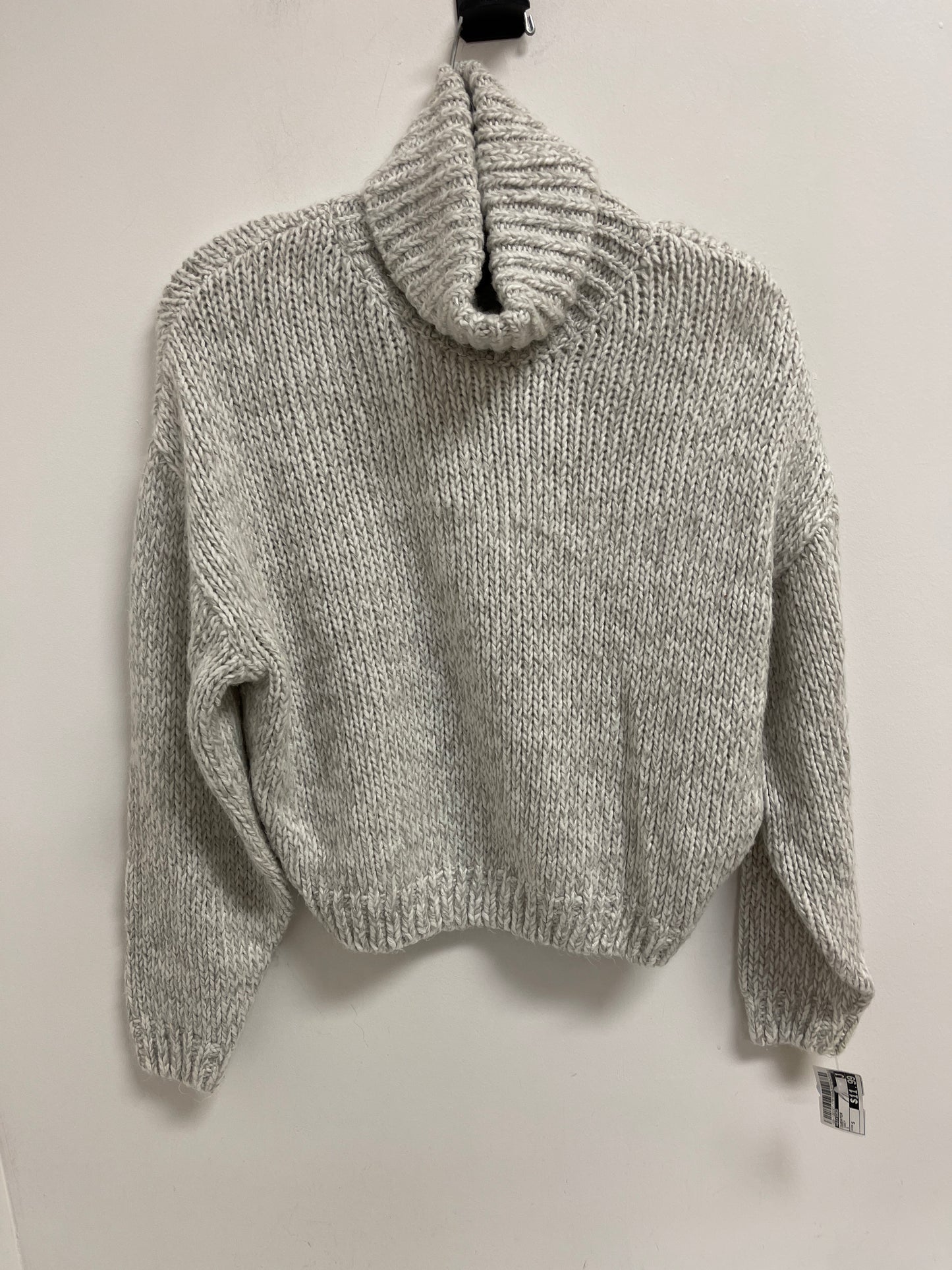 Sweater By Divided In Grey, Size: S