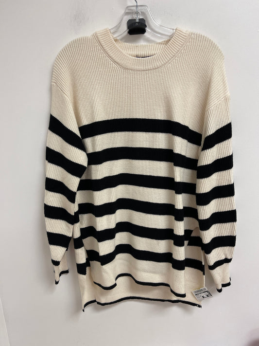 Sweater By Clothes Mentor In Black & Cream, Size: M