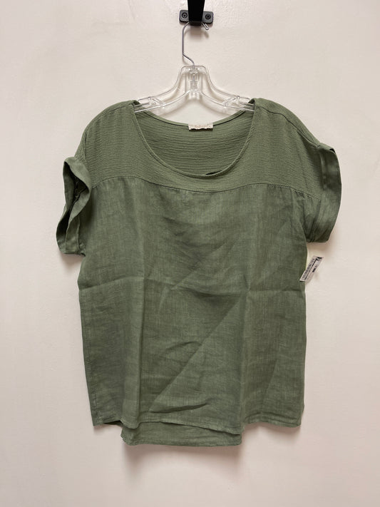 Top Short Sleeve By Clothes Mentor In Green, Size: S