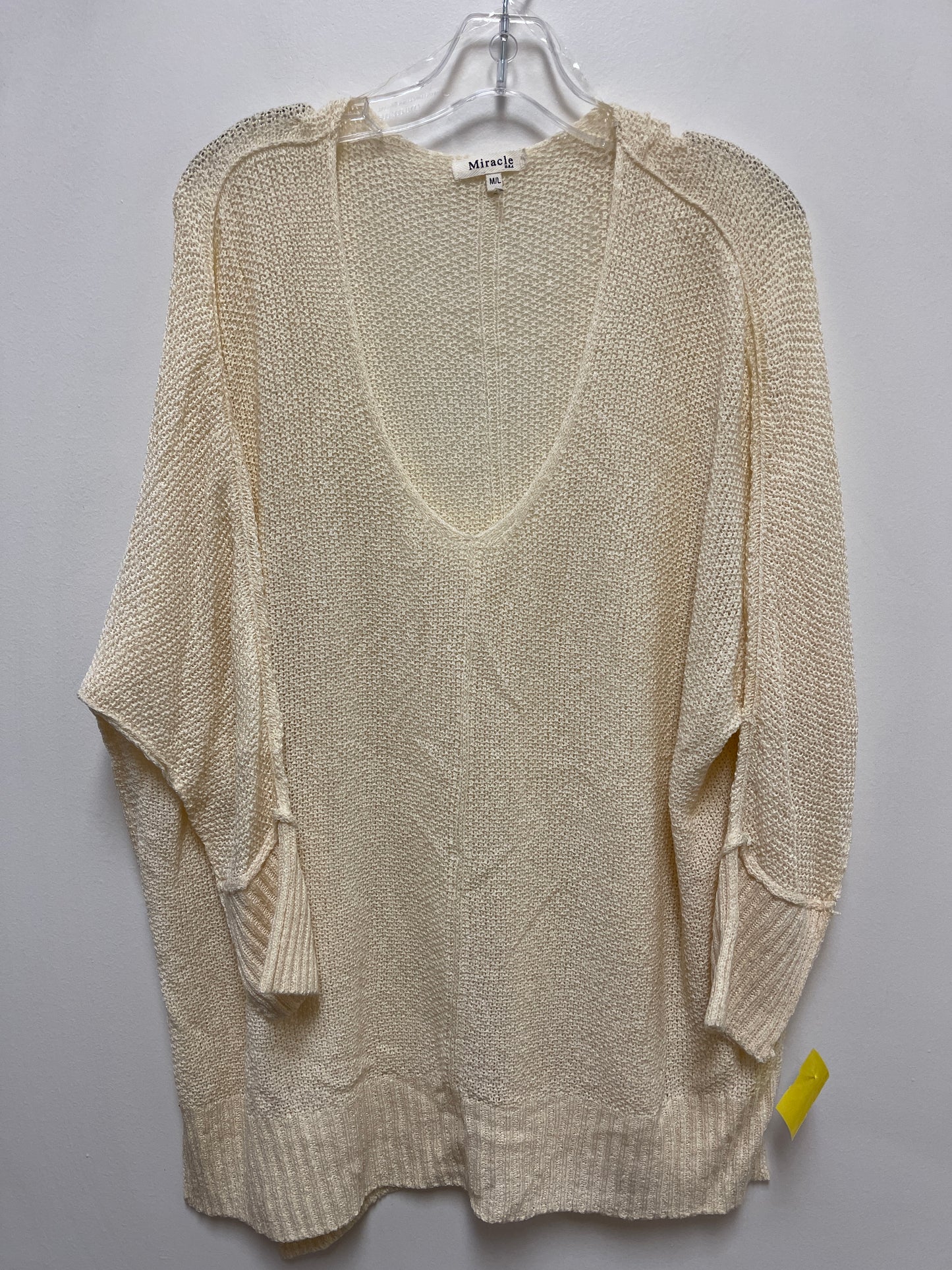 Sweater By Miracle In Cream, Size: L