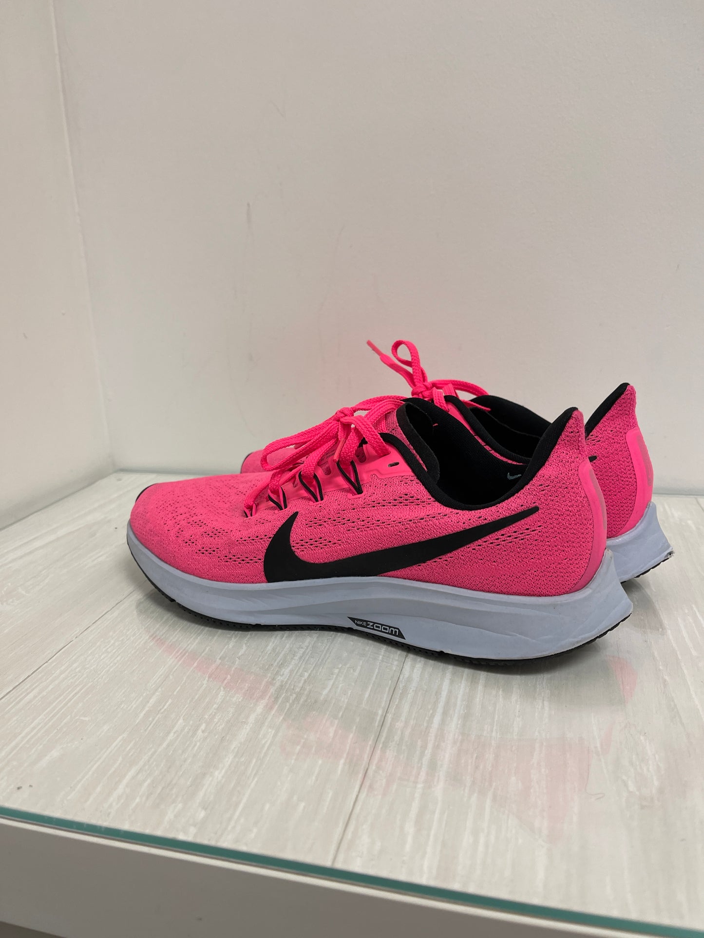 Shoes Athletic By Nike In Pink, Size: 10.5