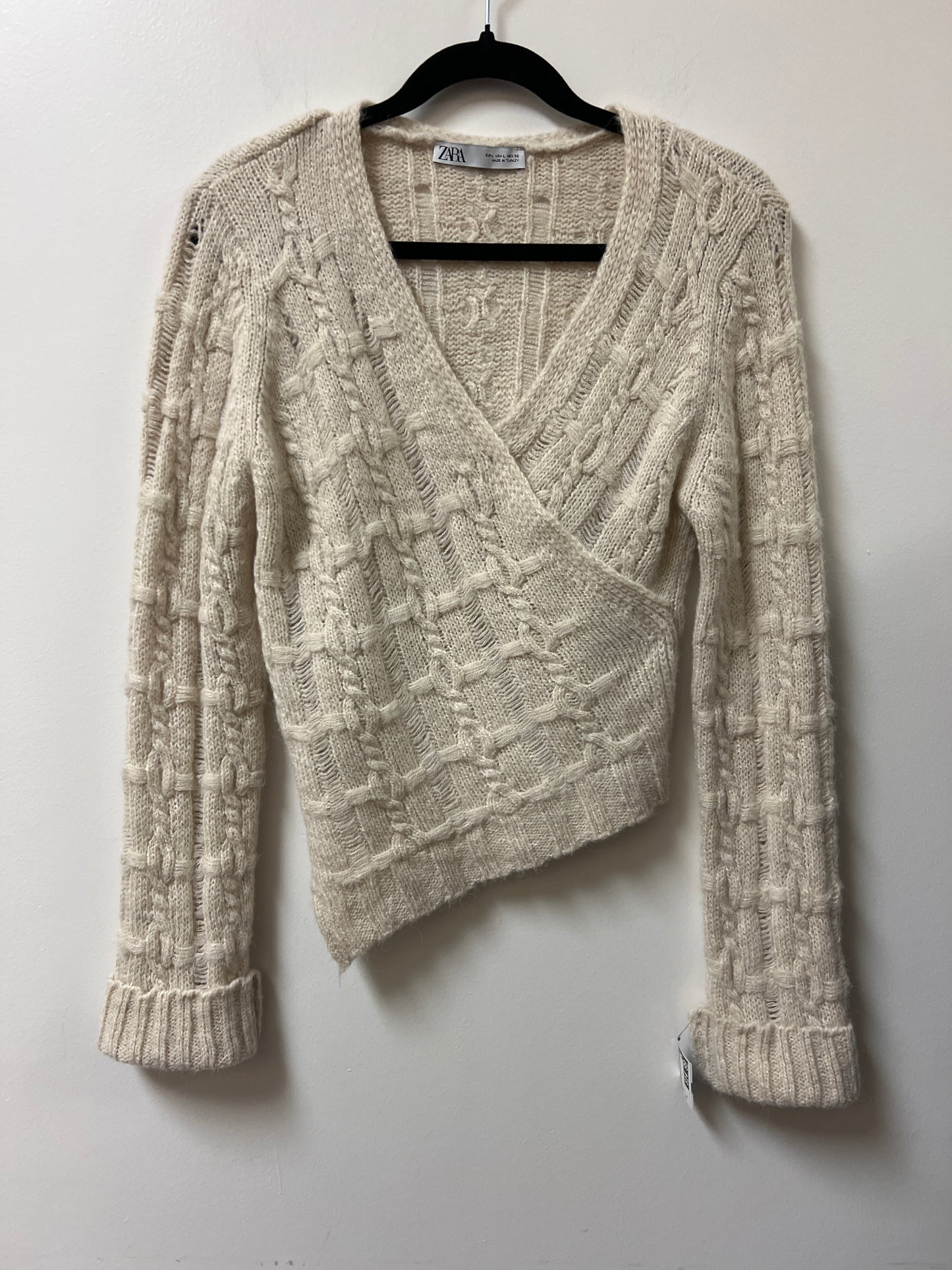 Sweater By Zara In Cream, Size: L