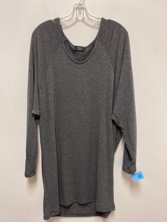 Dress Casual Short By Vici In Grey, Size: L
