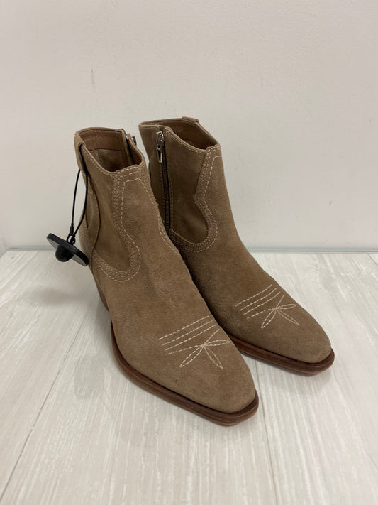 Boots Ankle Heels By Dolce Vita In Tan, Size: 7.5