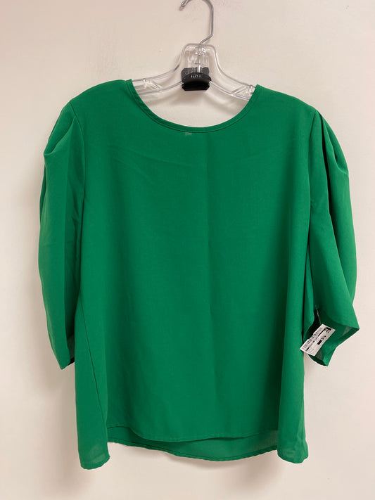 Top Short Sleeve By Clothes Mentor In Green, Size: M