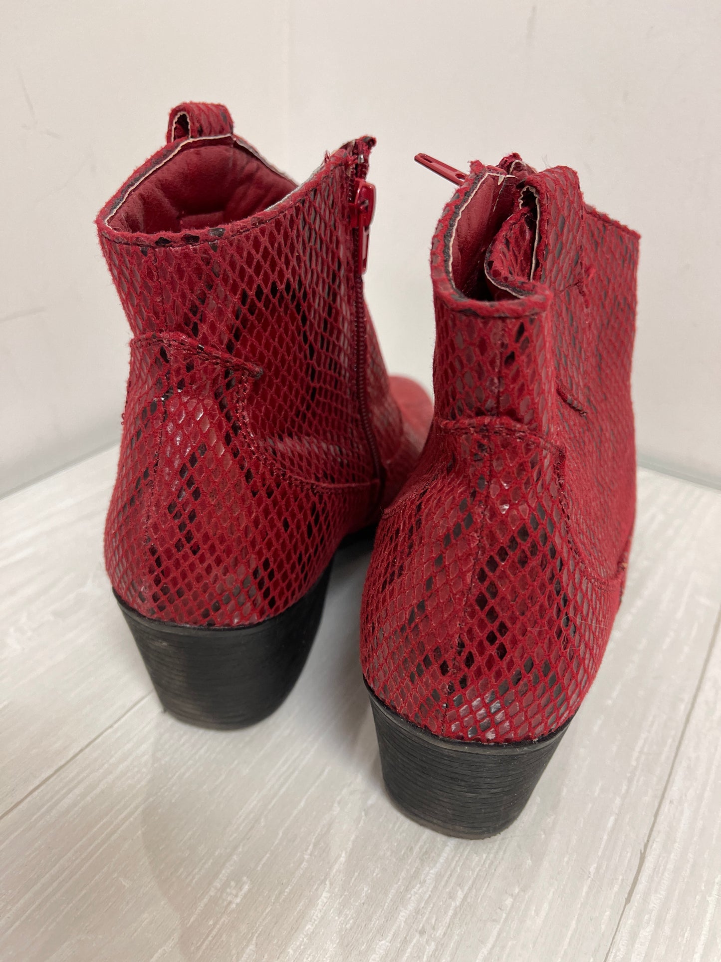 Boots Ankle Heels By True Craft In Red, Size: 9