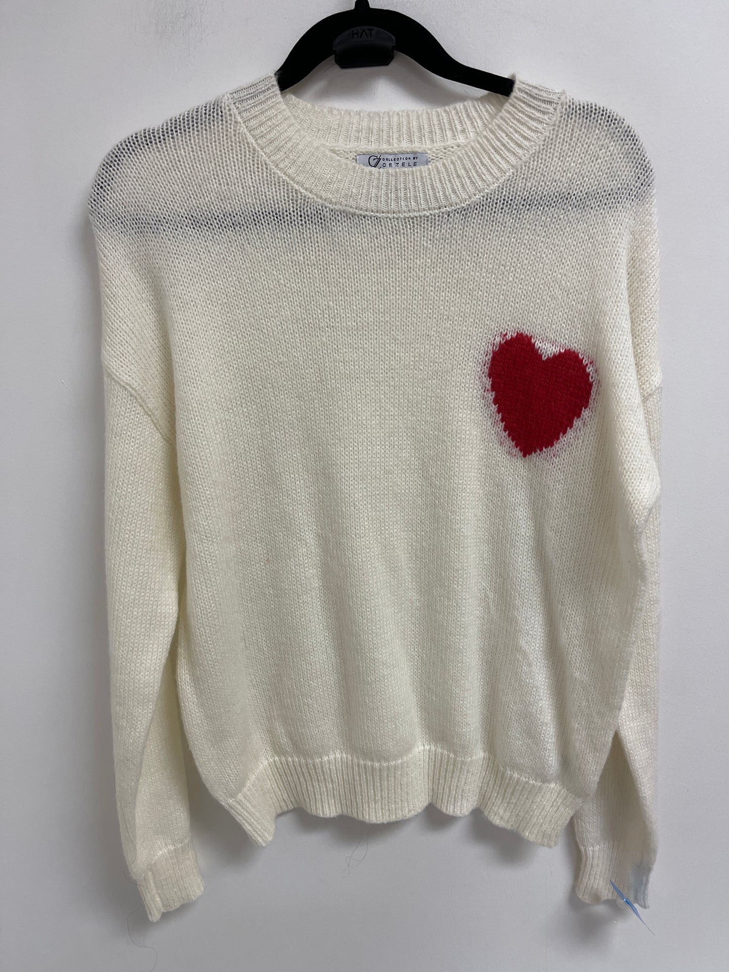 Sweater By Clothes Mentor In Cream, Size: M