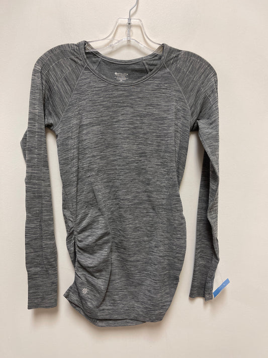 Athletic Top Long Sleeve Crewneck By Athleta In Grey, Size: Xs