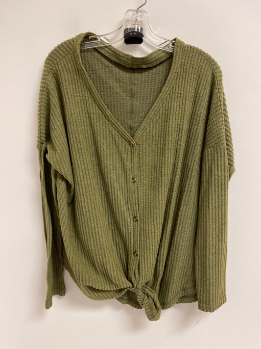 Top Long Sleeve By Clothes Mentor In Green, Size: M
