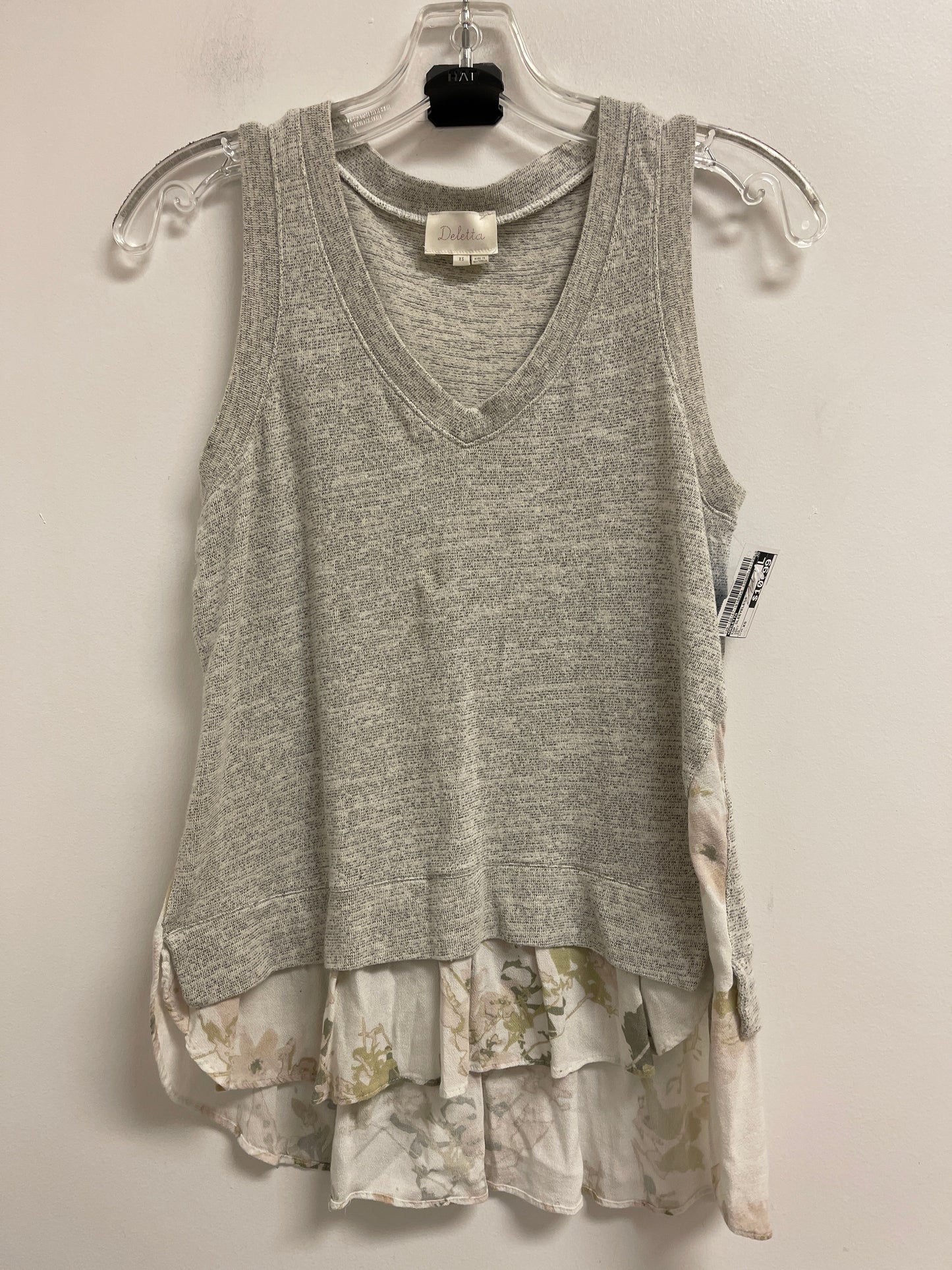 Top Sleeveless By Deletta In Grey, Size: Xs