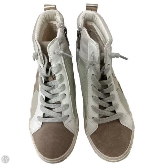 Shoes Sneakers By Vintage Havana In Cream, Size: 7.5