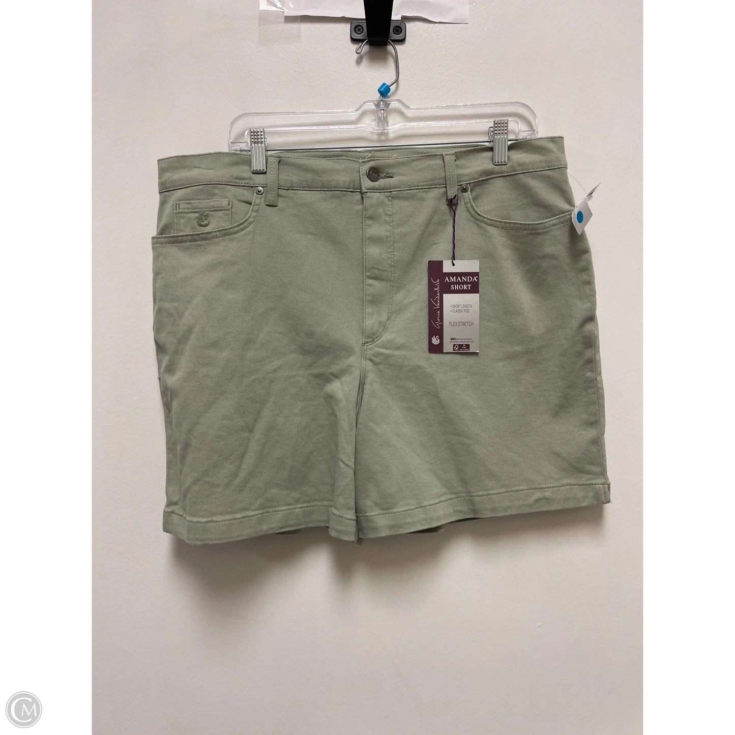 Shorts By Gloria Vanderbilt In Green, Size: 18
