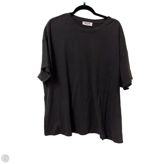 Top Short Sleeve By Double Zero In Grey, Size: S