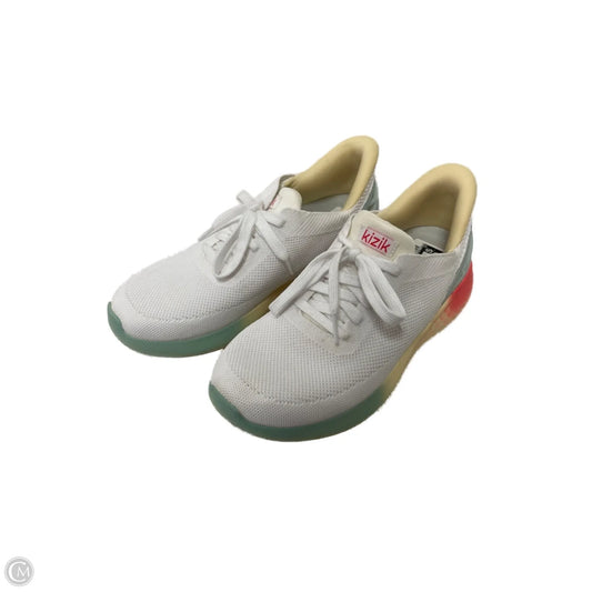 Shoes Athletic By Cma In White, Size: 8.5