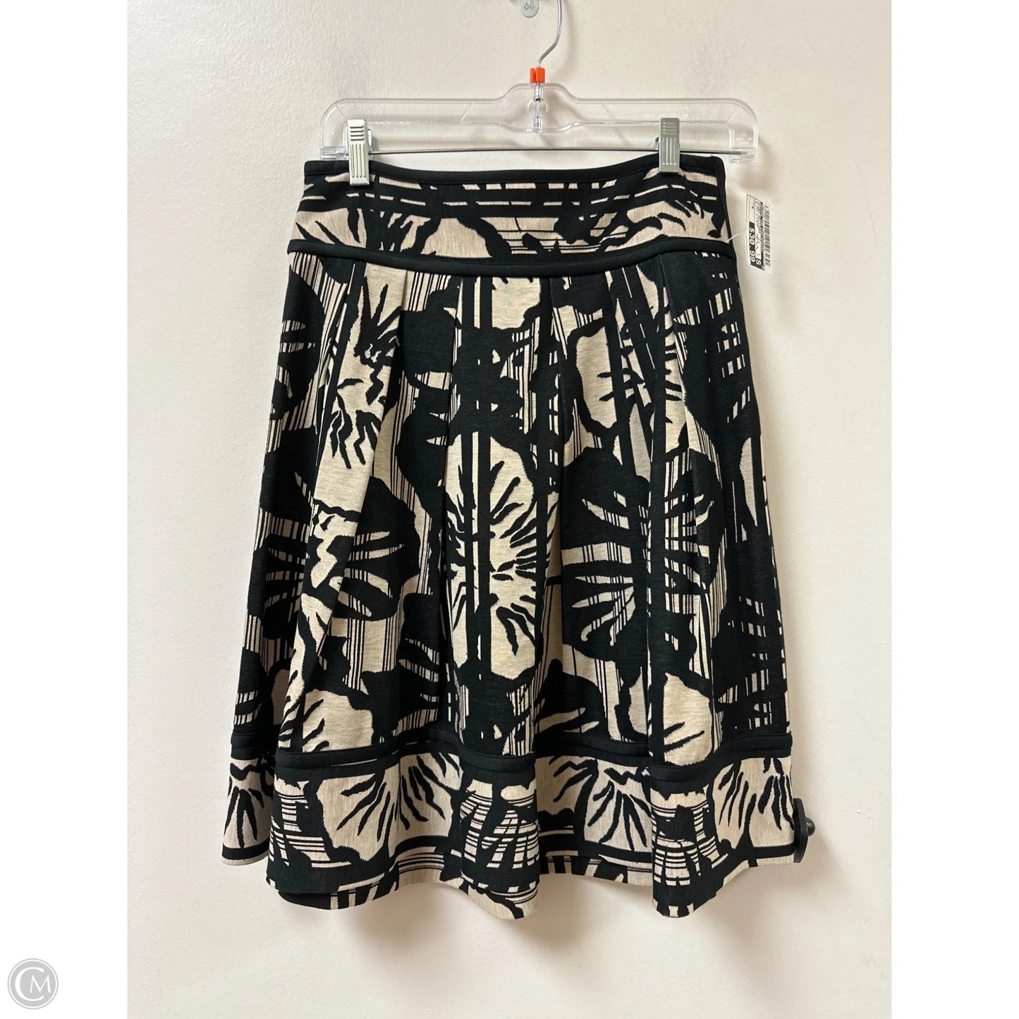 Skirt Designer By Diane Von Furstenberg In Black & Cream, Size: 6