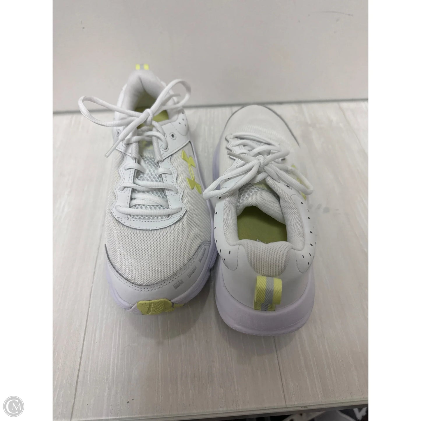 Shoes Athletic By Under Armour In White, Size: 10