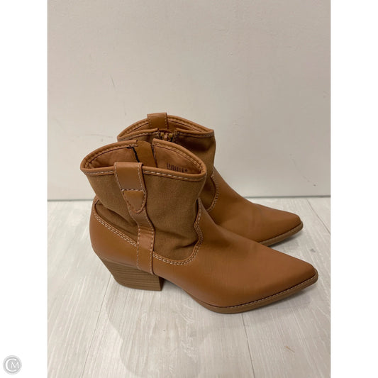 Boots Ankle Heels By Universal Thread In Brown, Size: 10