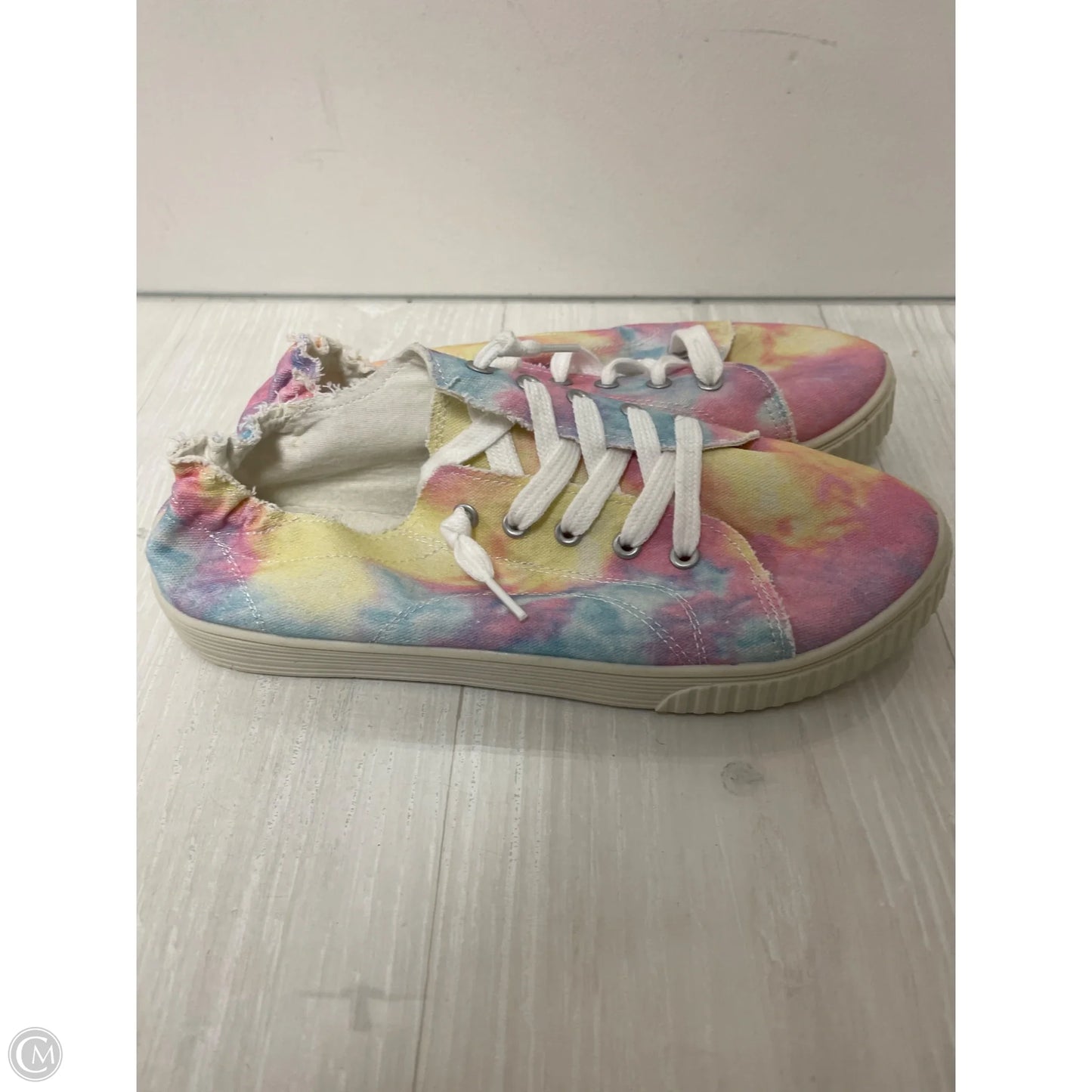 Shoes Flats By Madden Girl In Multi-colored, Size: 9.5