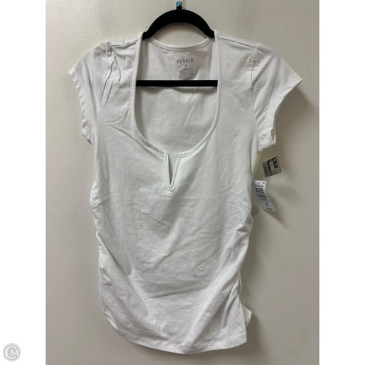 Top Short Sleeve By Torrid In White, Size: L