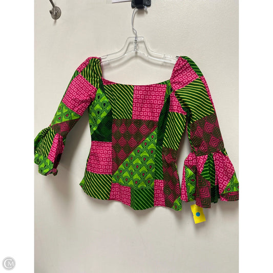 Top Long Sleeve By Clothes Mentor In Green & Pink, Size: S