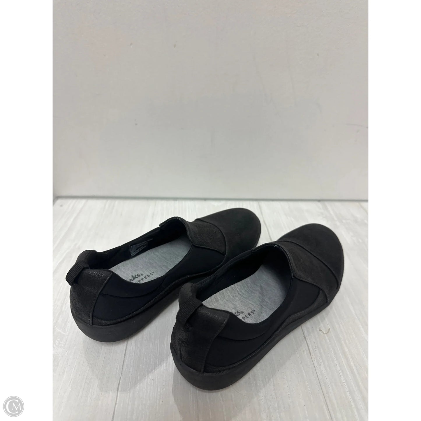 Shoes Flats By Clarks In Black, Size: 6.5