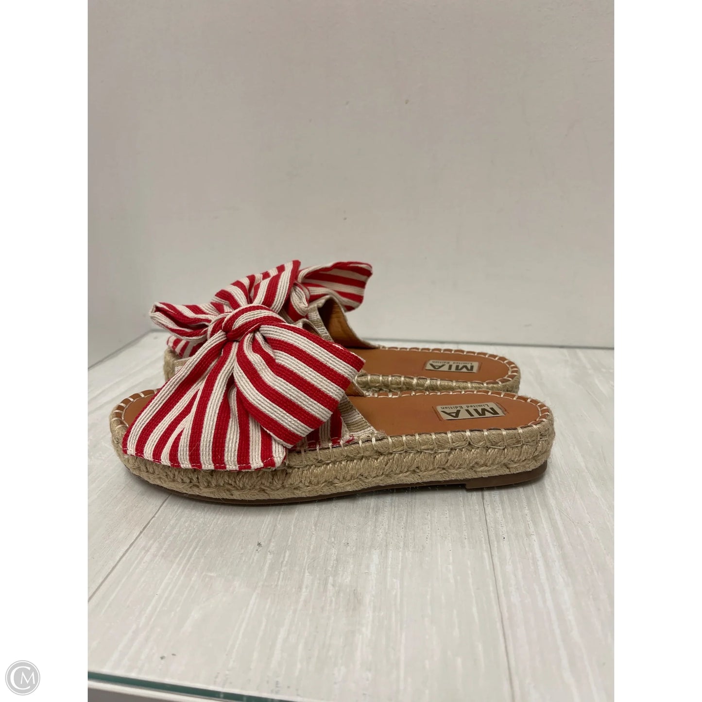 Sandals Flats By Mia In Red, Size: 8