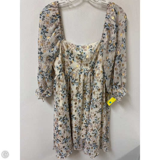 Dress Casual Short By Clothes Mentor In Floral Print, Size: M