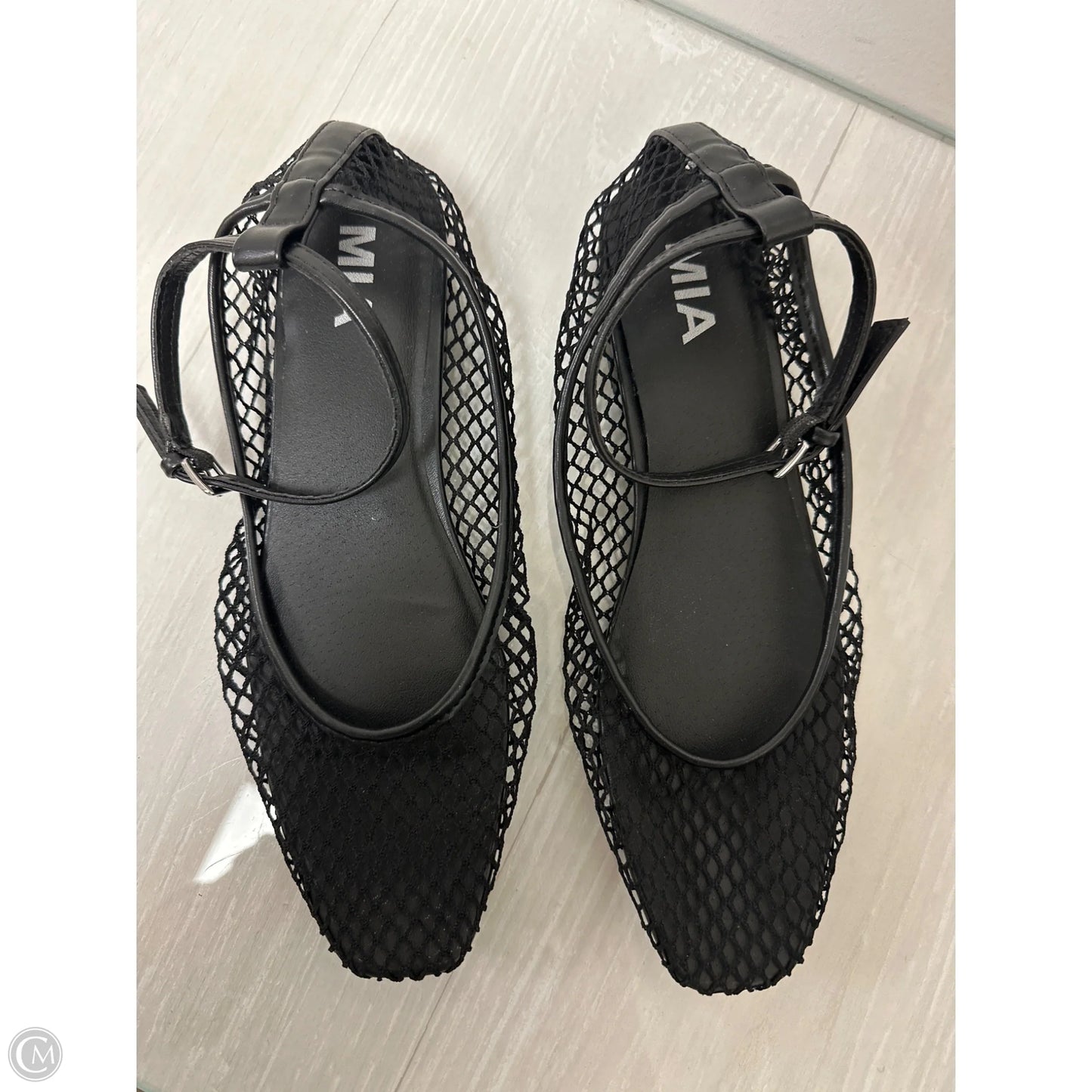Shoes Flats By Mia In Black, Size: 7.5