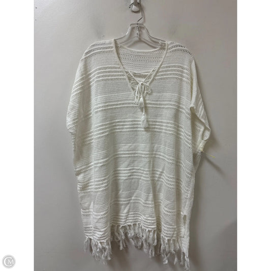 Tunic Short Sleeve By Clothes Mentor In White, Size: Osfm
