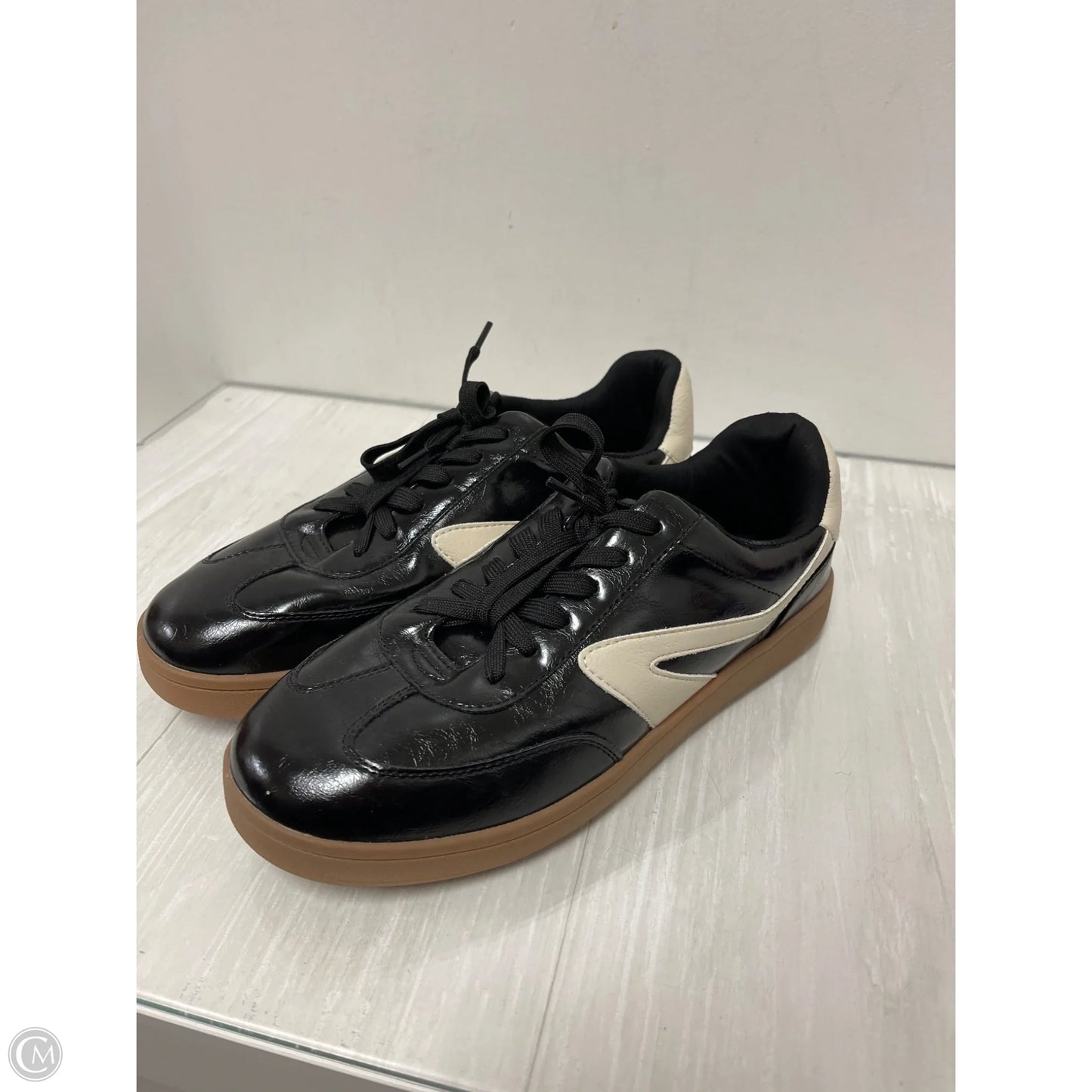 Shoes Sneakers By Dolce Vita In Black, Size: 9