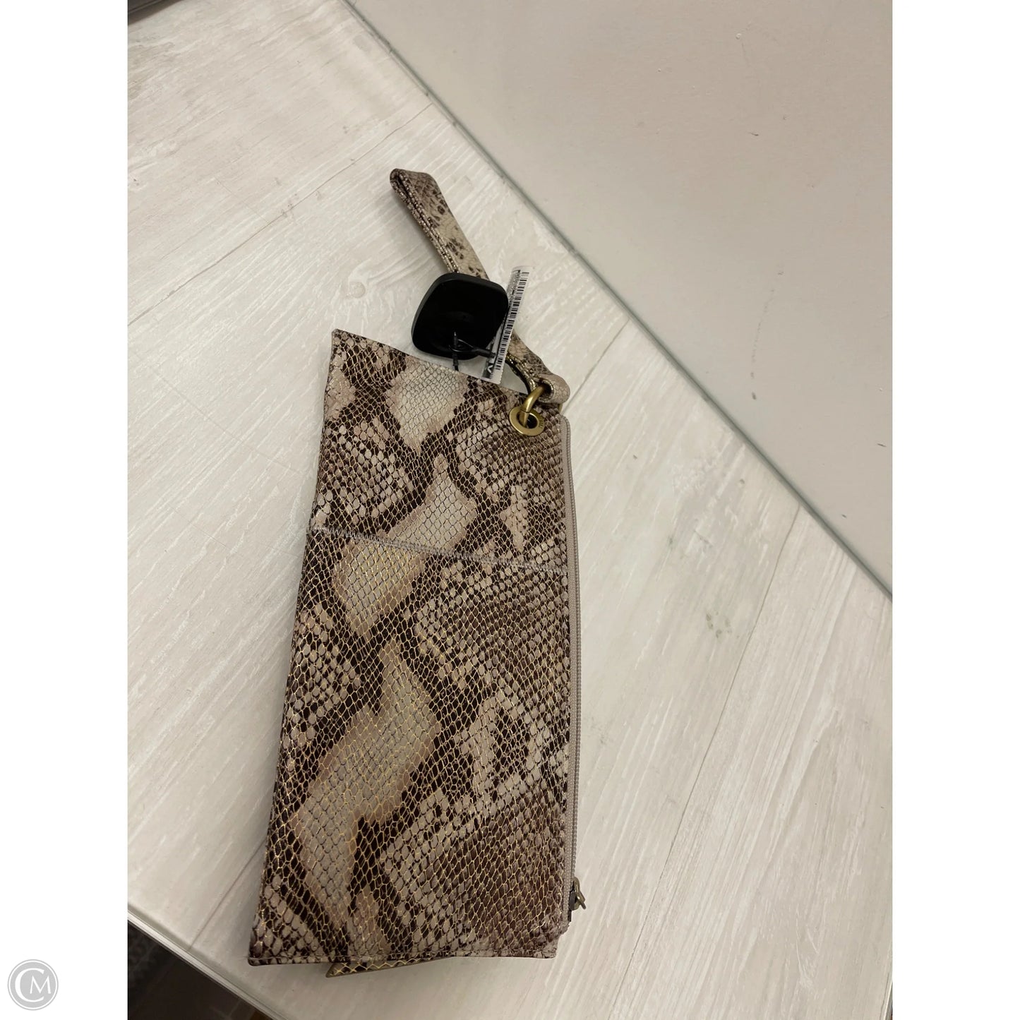 Wristlet Leather By Hobo Intl, Size: Medium