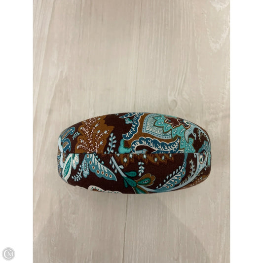 Accessory Tag By Vera Bradley, Size: Medium